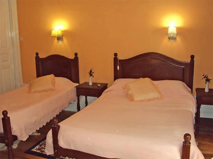 Lira Guest House B&B Porto Luaran gambar